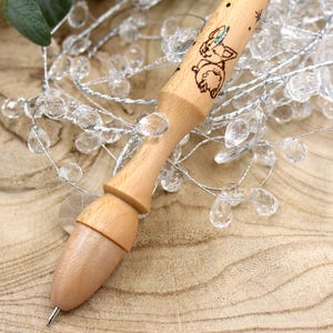 DOGGYCORN ACORN Plane tree wood supported spindle for supported spinning - supposed to spin your own yarn by hand
