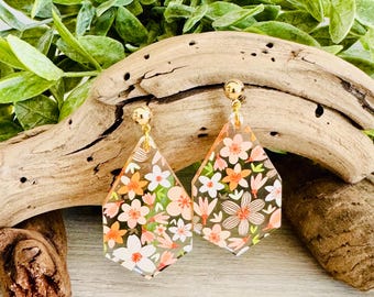 Summer Floral Earrings, Boho Flower Earrings, Wildflower Earrings, Flower Acrylic Earrings, Fall Floral Dangle Earrings