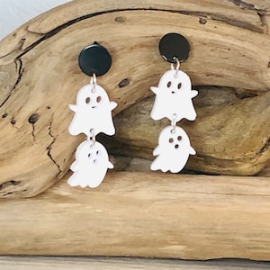 Halloween Earrings/Ghost Earrings/Ghost Halloween Jewelry/Spooky Ghost Earrings/Boo Earrings/Ghost Dangle Earrings/Handmade Earrings