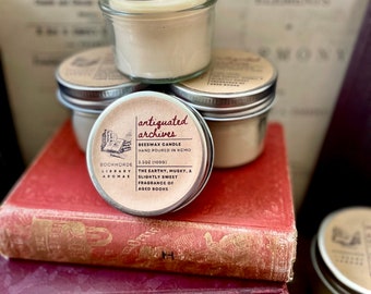 antique book scented candle | natural ingredients | beeswax | NO SOY | library aromas | bookworm | reader | bookish gift