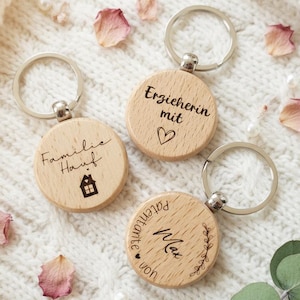 Schlüsselanhänger personalisiert aus Holz