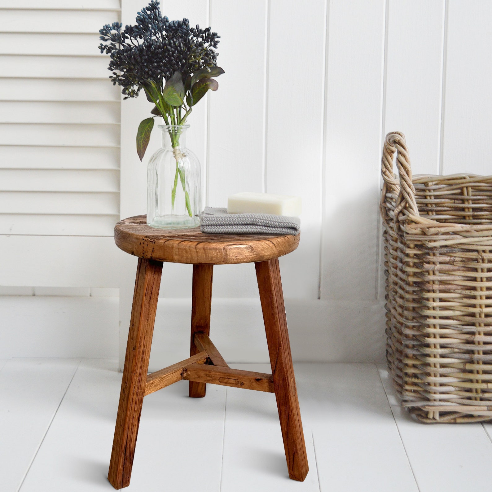 RUSTIC ROUND STOOL Vintage Wooden Stool Plant Holder - Etsy