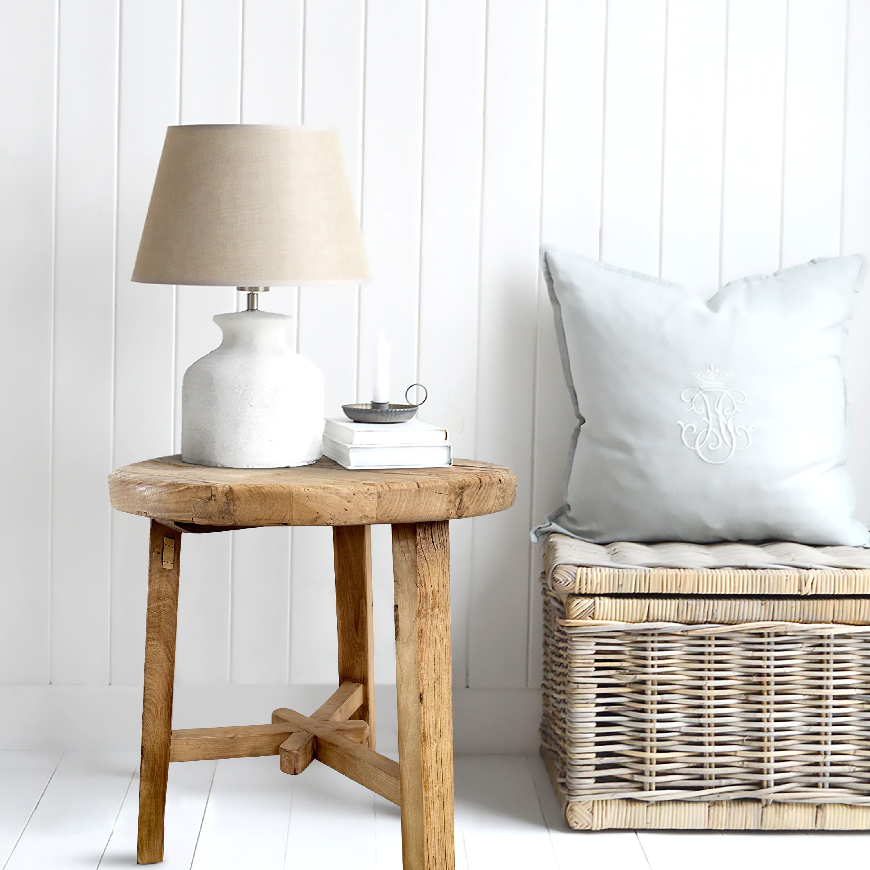 ROUND RUSTIC TABLE 3 Legged Round Table Elm Wood Side Etsy