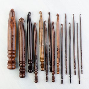 Handmade Wooden Crochet Hooks Set of 15 - 3.5mm to 25mm - Hand turned Ergonomic Crochet Hooks for Knitting & Crocheting-Engraved with Sizes