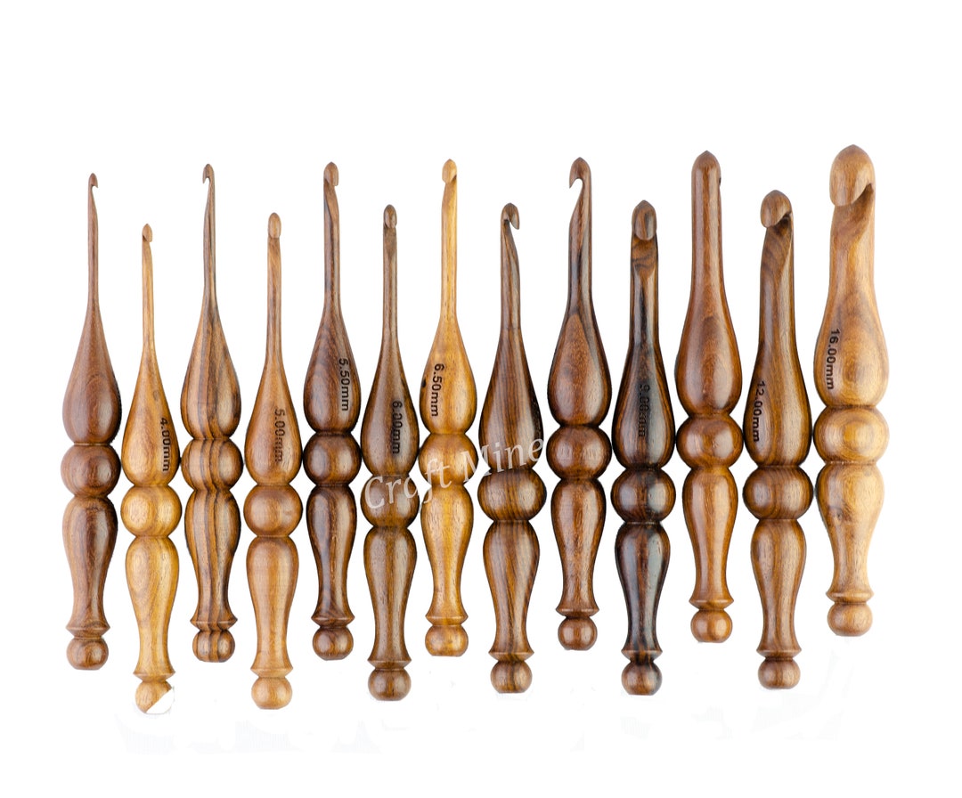 Handmade Wooden Crochet Hooks Set of 13 Set 3.5mm to 16mm and Crochet