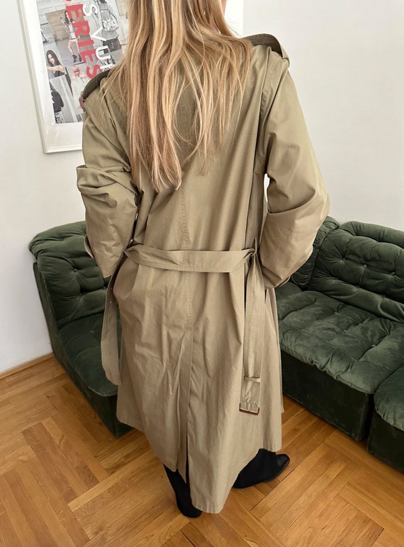 Vintage Light Trench Coat with leather details / … - image 7