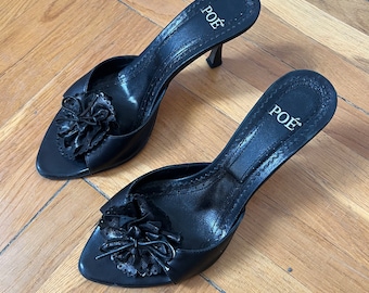 Vintage Y2K Black Leather High Heels Sandal With Flower Attachment / Made in Italy