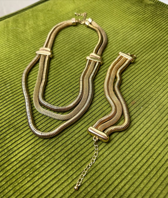 Vintage Gold tone Bijou / 80s style necklace and bracelet / Collar Necklace / Statement Necklace / Bijoux