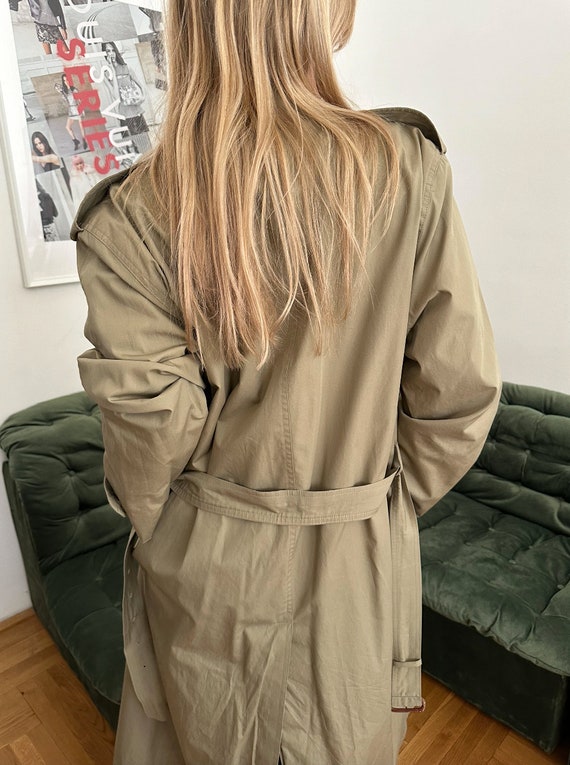 Vintage Light Trench Coat with leather details / … - image 5