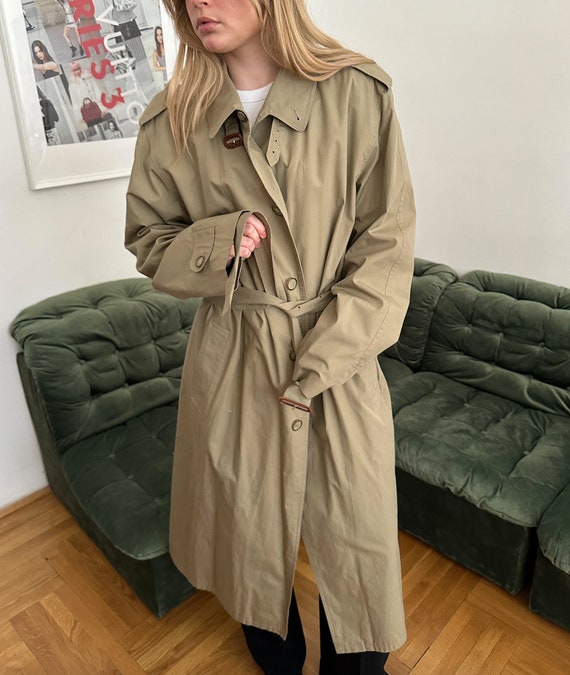 Vintage Light Trench Coat with leather details / … - image 4