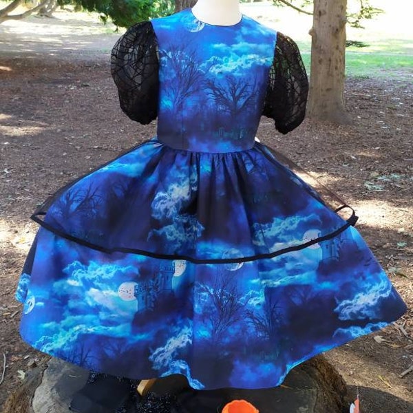 Robe de princesse /Robe d'halloween / Robe costume/ robe déguisement/ costume d'Halloween / robe fait main / modèle unique / robe bleu