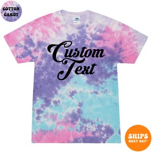 a t - shirt with the words custom text on it
