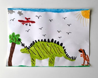 Bleistiftzeichnung meines siebenjährigen Sohnes "Bunter Dino-Zauber: Ein Kunstwerk voller Abenteuer"