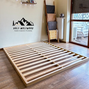 Tatami Montessori-säng på golvet för småbarn, japansk säng