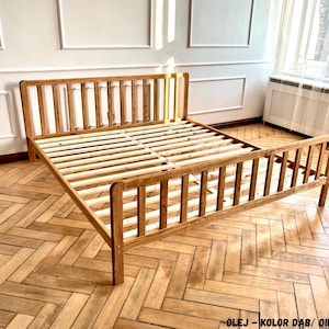 Struttura letto rustica in legno, letto a piattaforma minimalista, letto per adulti in legno massello