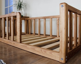 Rama łóżka platformowego dla maluchów Montessori Floor z listwami i zaokrąglonymi narożnikami