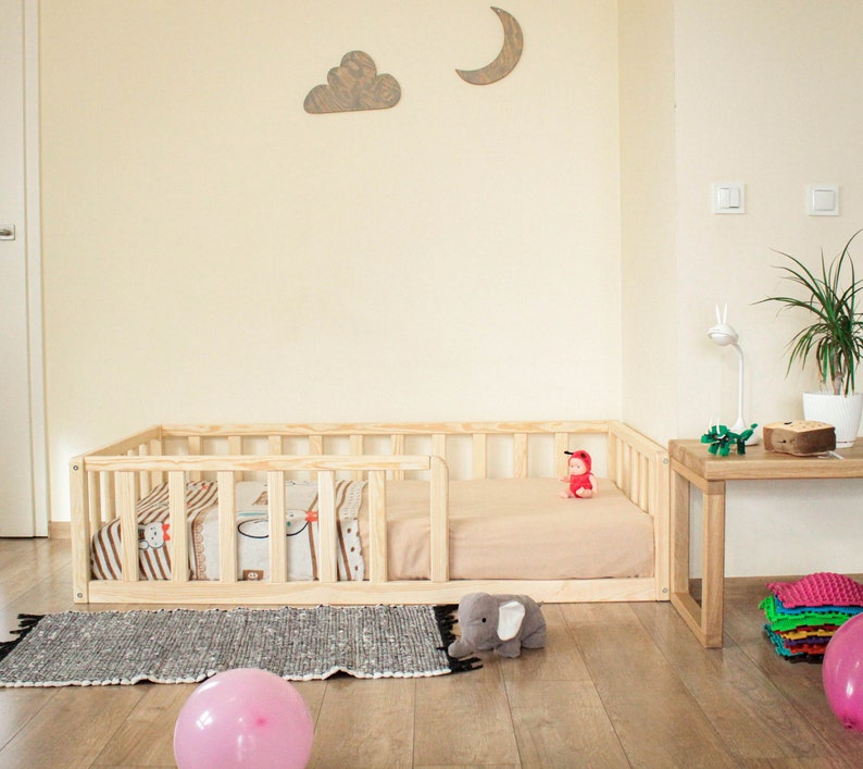 Nursery Platform Montessori floor toddler Bed frame with ROUND CORNERS slats rails Children's bed railing furniture bodenbett Kinderbett zdjęcie 5