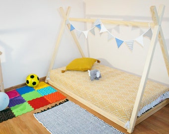 Tipi Montessori lit de sol pour tout-petits meubles pour enfants, lit en bois pour enfants, cadre de lit plateforme, chambre d'enfants la petite maison hibou petit espace