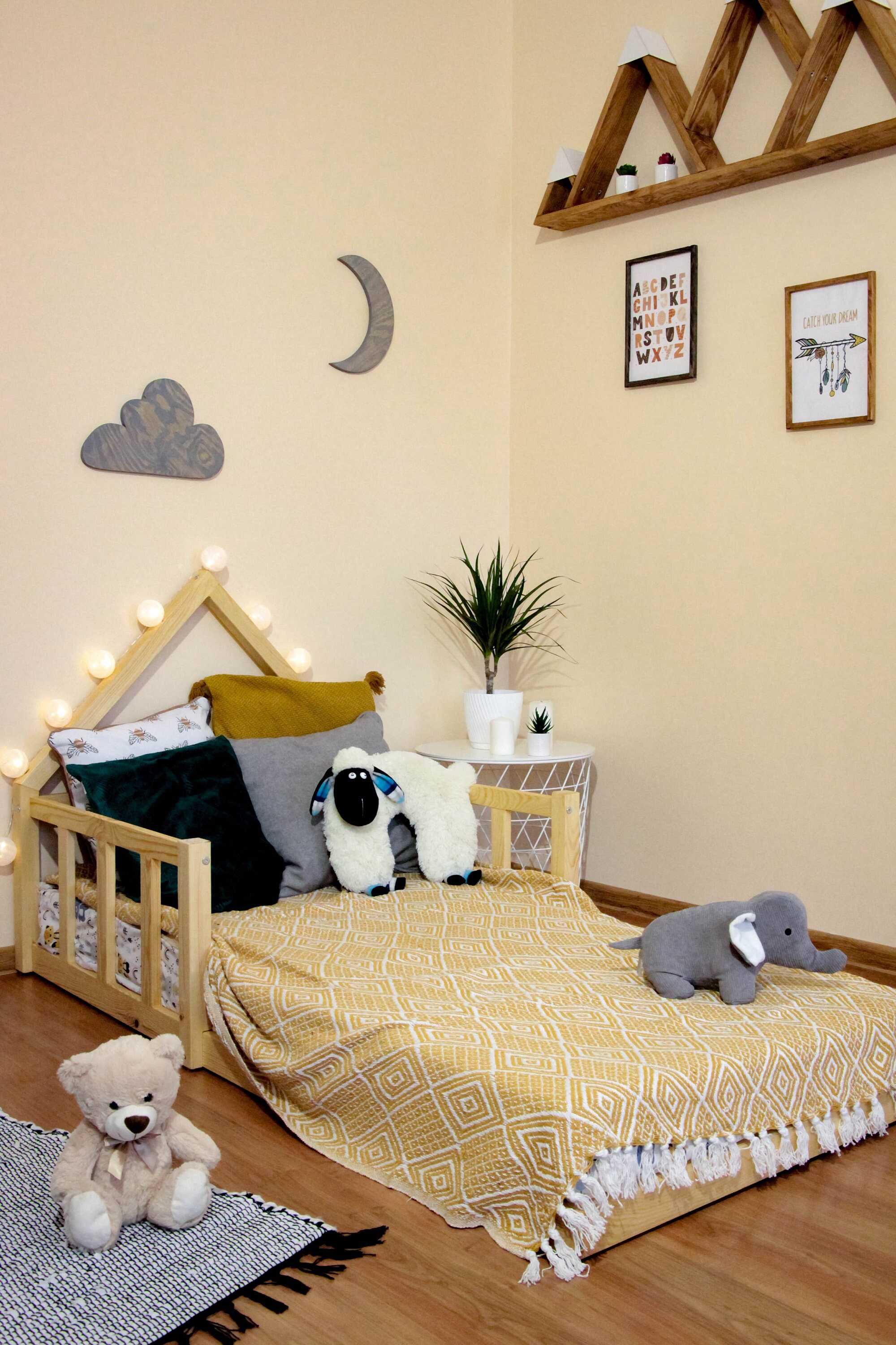 Montessori Floor Bed Floor House Bed to the Wall With Rails Etsy UK