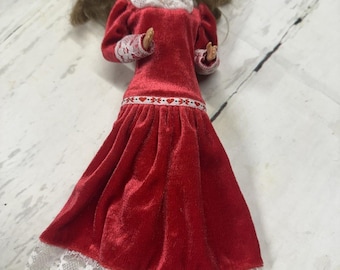1986 Mattel Heart Family Kiss & Cuddle Mom Doll Red Velvet Dress 80s Vintage