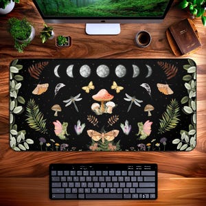 Tapis de bureau champignon, papillon de nuit, décoration de bureau sorcière, tapis de bureau lune, tapis de souris bohème, grand tapis de bureau, décoration cottagecore, céleste des années 90