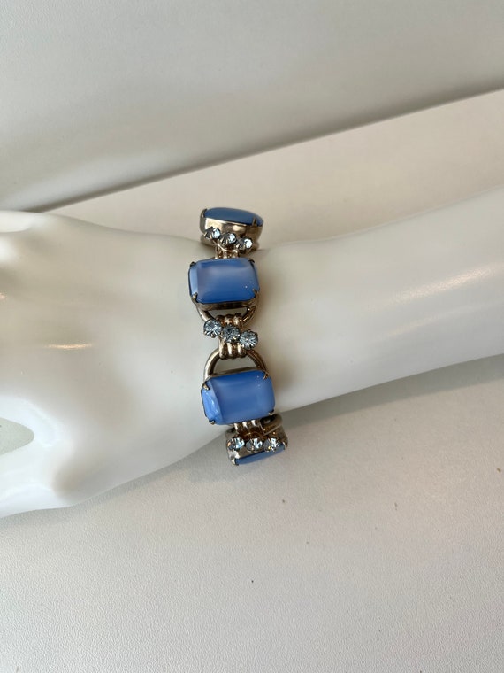 Vintage 1950s blue Cabochon bracelet - image 1