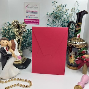 Busta per invito verticale rossa – Design elegante per matrimoni, compleanni, baby shower, feste nuziali, eventi, feste, quinceañeras
