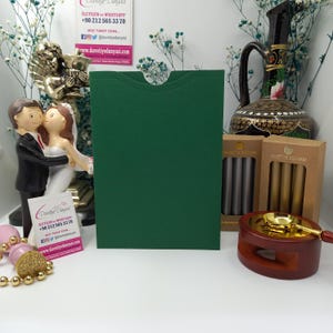 Antiekgroene Bahia-uitnodigingsenvelop met opening aan de bovenkant | Premiumpapier | Elegante enveloppen bruiloft, verjaardag en bedrijfsevenement Perfect match