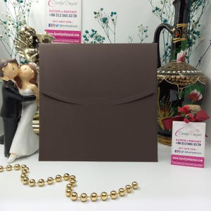 Koperta kwadratowa Torito Dark Brown Invitation Envelope - spersonalizowane zaproszenie na ślub, imprezę, baby shower, rocznicę, wydarzenie firmowe - papier premium
