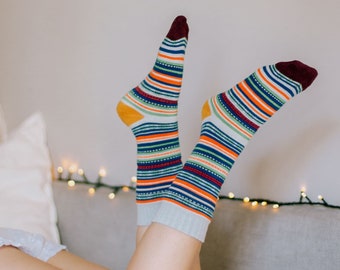 Chaussettes douillettes pour femme, Cadeaux douillets pour femme, Chaussettes chaudes pour femme, Chaussettes tricotées main, Cadeau pour elle, Chaussettes pour botte, Chaussettes écologiques, Chaussettes Aktiv