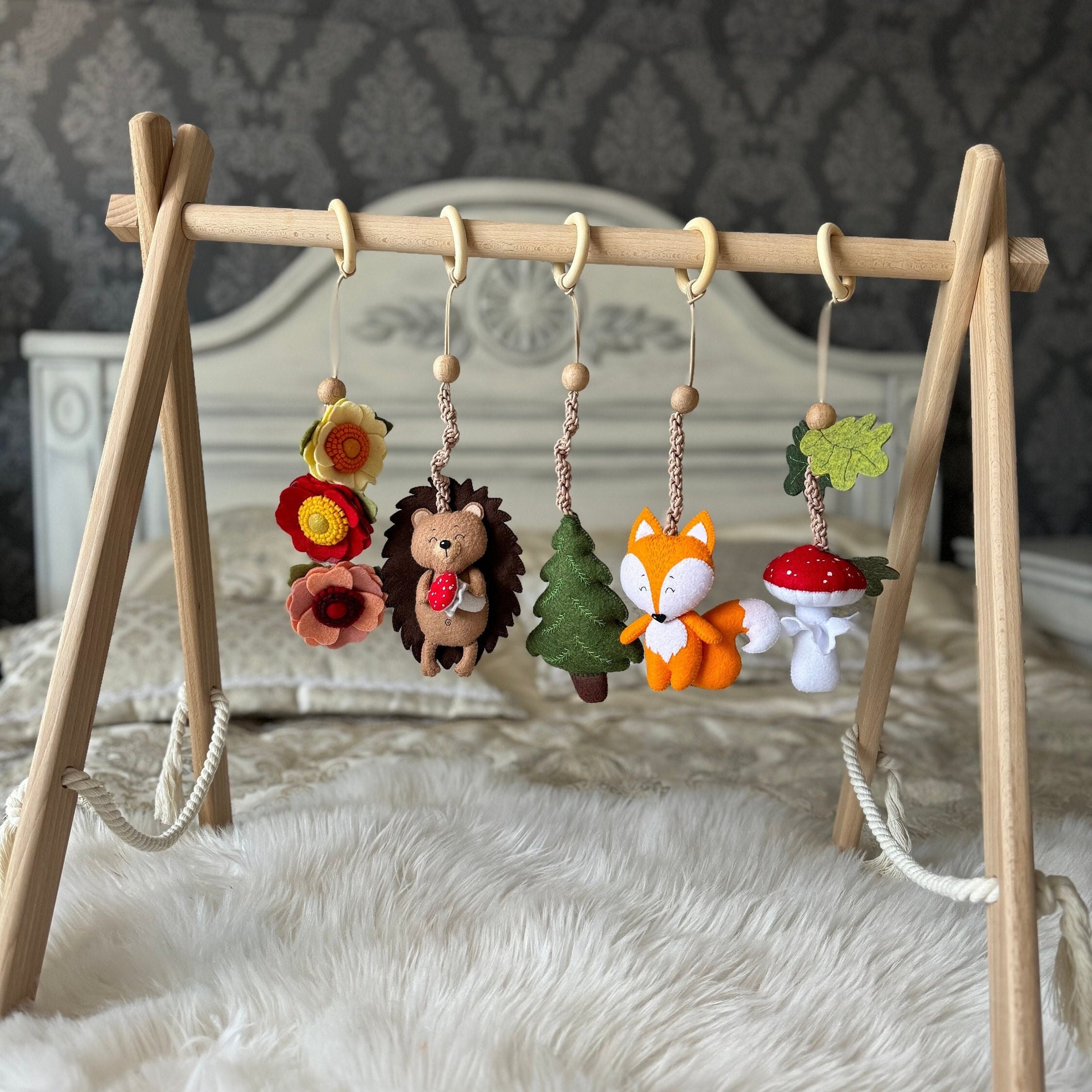 Baby Play Gym Woodland Nursery Decor Baby Gym Set Toys Toddler Activity Center Foldable Frame Hanging Sensory Toys Mobile Floor Stand