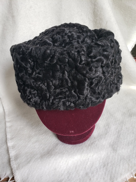 Black Persian Lamb Satin Lined Vintage Ladies Hat,