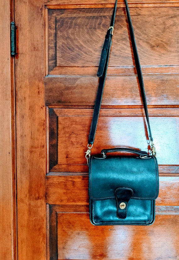 90s/00s coach black leather station purse - with handle - vintage main image 1