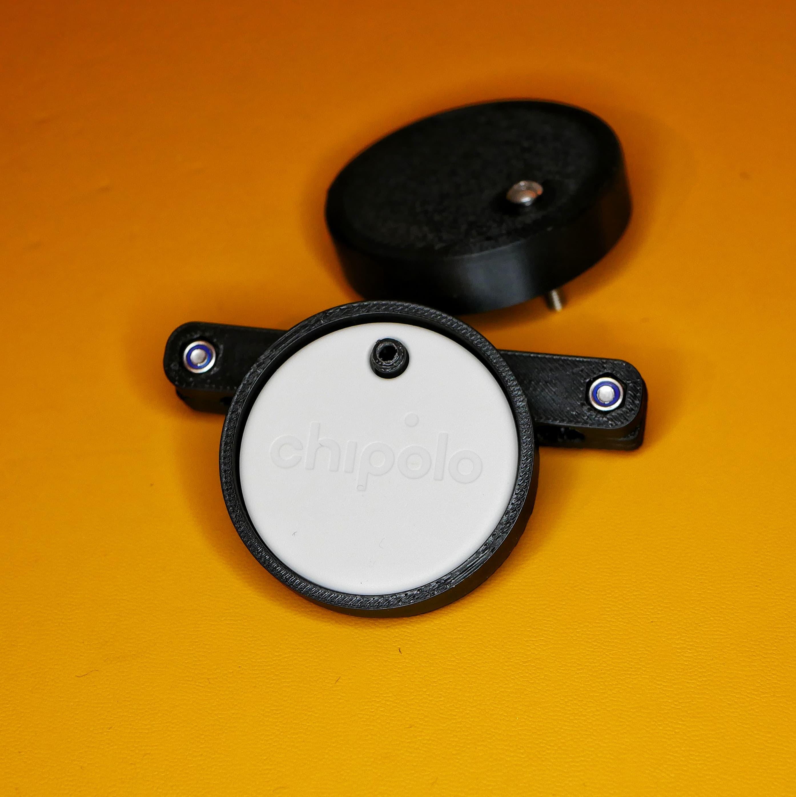 アクセサリー Chipo Chipolo ONE Saddle Mount - GPS Theft Protection Device - Attaches
