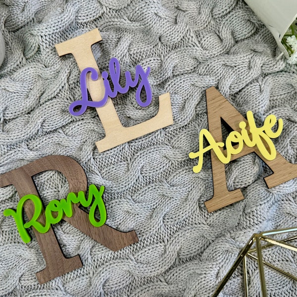Letrero de puerta de dormitorio / Letrero de nombre de guardería Calcomanía de pared para niños Letrero de nombre de puerta de madera para niños Accesorios de dormitorio Placa de nombre de bebé Decoración de guardería de bebé
