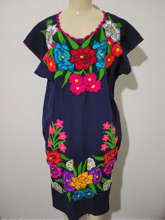 mexican embroidered tunic dress De La Rosa Floral Embroidered Mexican Dress- Vestido Mexicano Bordado