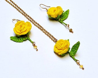 Micro crochet rose miniature flower earrings, lace crochet pendant, microcrochet flower, bridesmaid gift, crochet jewelry