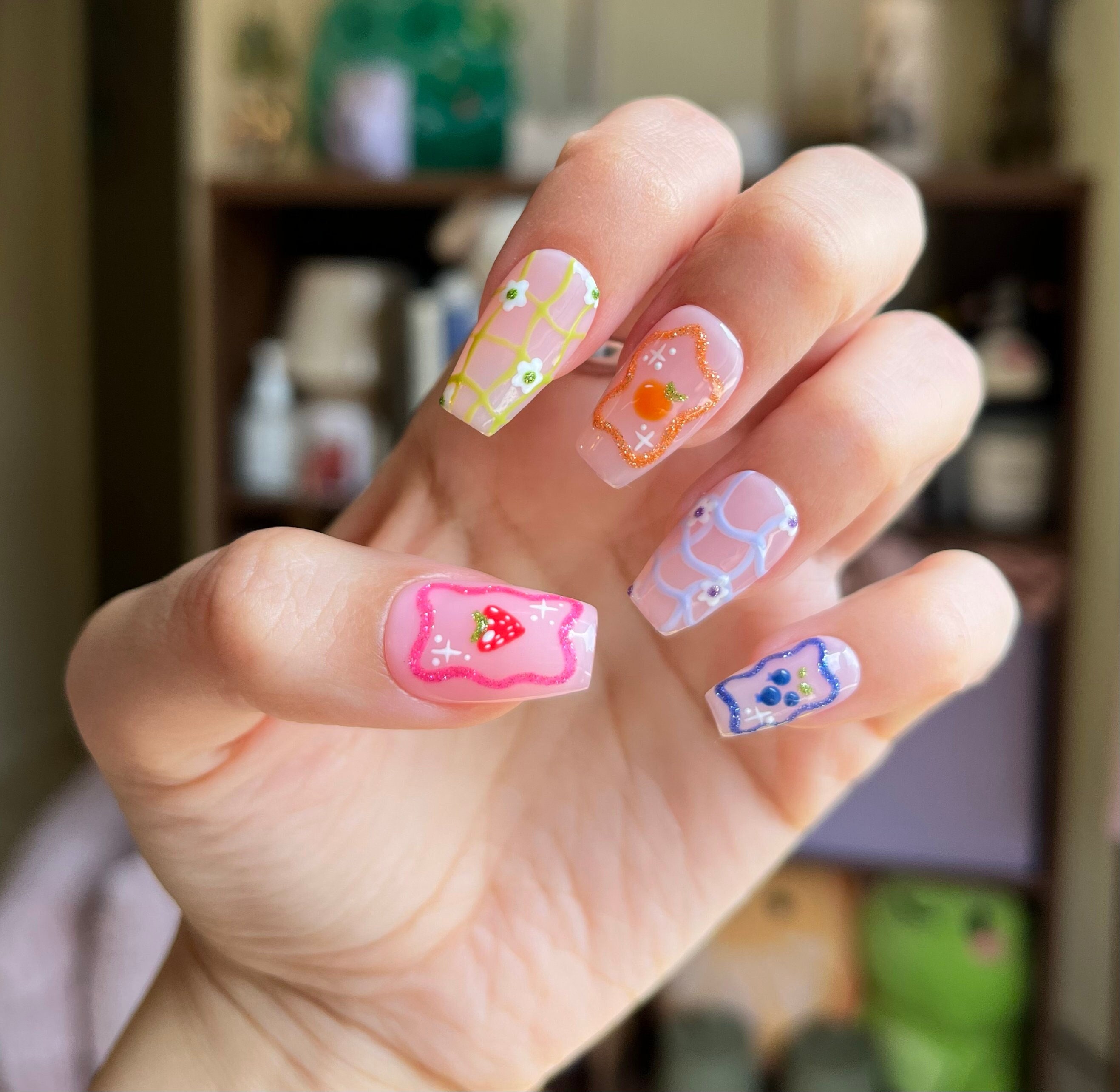 45 Kawaii Nails : Hello Kitty vs Louis Vuitton Kawaii Nails