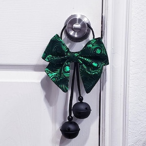 St. Patrick's Day Decor, Shamrock Decor, Four Leaf Clover, Door Knob Hanger, Door Decor, Holiday Decor, Shamrock Door Decor