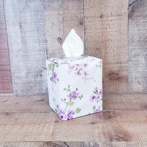 Purple Tissue Box Cover,Floral Printed Tissue Box Cover, Spring Decor, Fabric Tissue Cover, Nursery Decorations, Decorative Tissue Box Cover