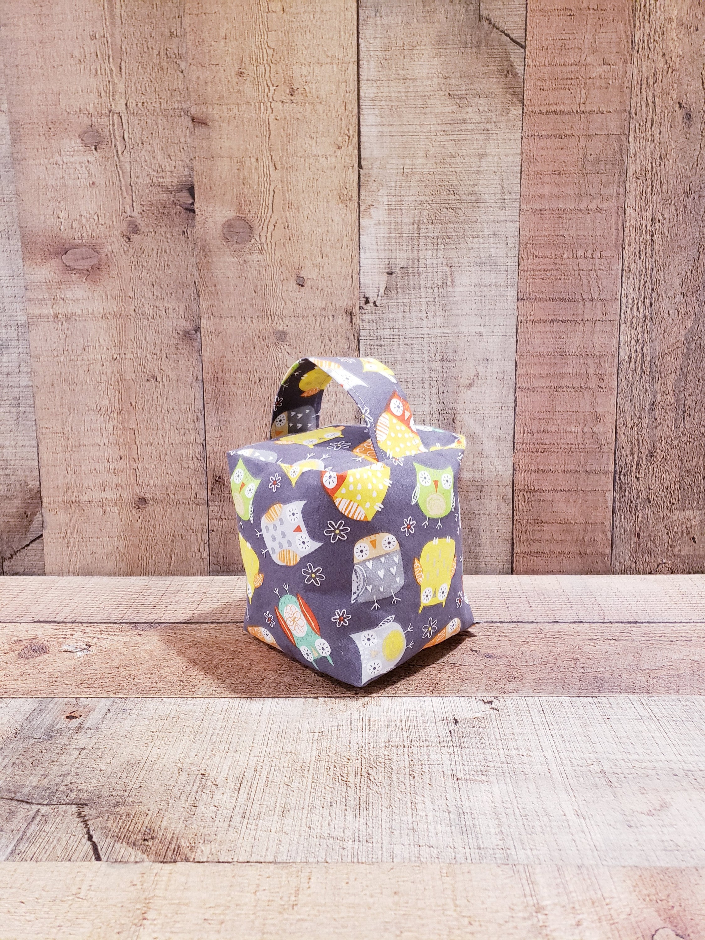 フクロウ型ドアストッパー インテリア小物 ドアストッパー 室内 おしゃれ ふくろう : 暮らしプラス - 通販