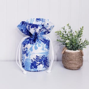 Blue Bathroom Decor,Toilet Paper Cover,Spare Tissue Roll, Spare Tissue Cover,Bathroom Decoration,Toilet Paper Holder,Blue Decor,Blue Accents