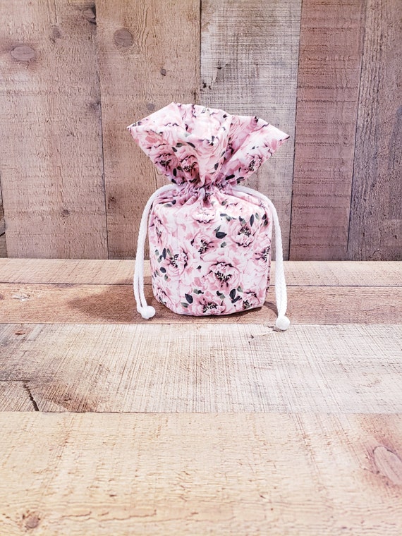 Pink Floral Decor, Tissue Paper Cover, Toilet Paper Cover, Bathroom Decor, Spring Decor, Spare Toilet Paper Cover,Farmhouse Decor