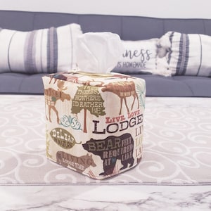 Woodland Animals, Woodland Tissue Cover,  Cabin Decor, Hunting Decorations, Mancave Decor, Tissue Box Cover, Decorative Tissue Box