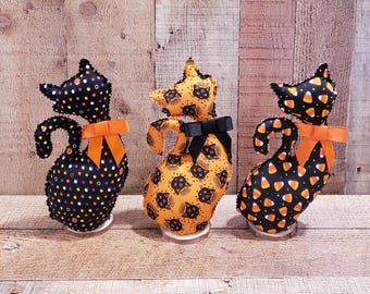 Halloween Fabric Cats,Halloween Cat Decor Halloween Decoration,Spooky Cat Decor, Cat Decor, Fall Decoration, Rustic Fall Decor,Handmade Cats