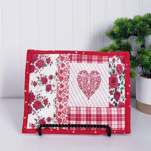 Posavasos de San Valentín, posavasos acolchados, posavasos primaverales, decoración de cafetería, posavasos, bandeja para aperitivos, posavasos acolchados, decoración primaveral, cafetería primaveral imagen 2