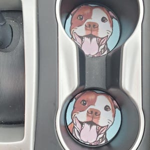 犬好きのための車用コースター：ユーモラスなネオプレン製車内装飾