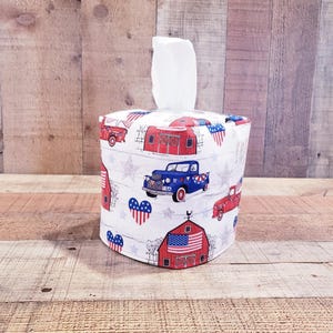 Patriotic Decor, Patriotic Tissue Box, Tissue Box Cover, Farmhouse Decor, Cabin Decor, Independence Day decor, Suare Tissue Holder,July 4th