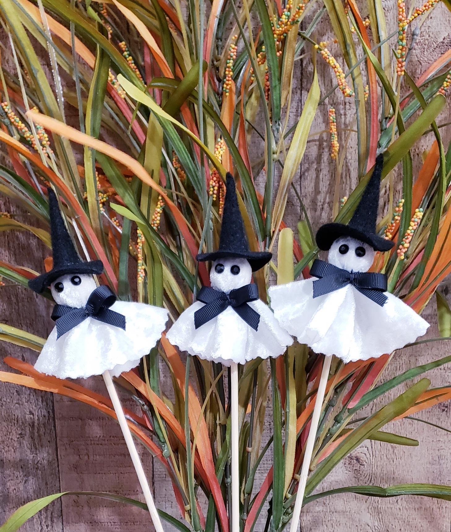 Set of 3 Halloween Ghosts Picks, Ghost Floral Picks, Ghost Decor