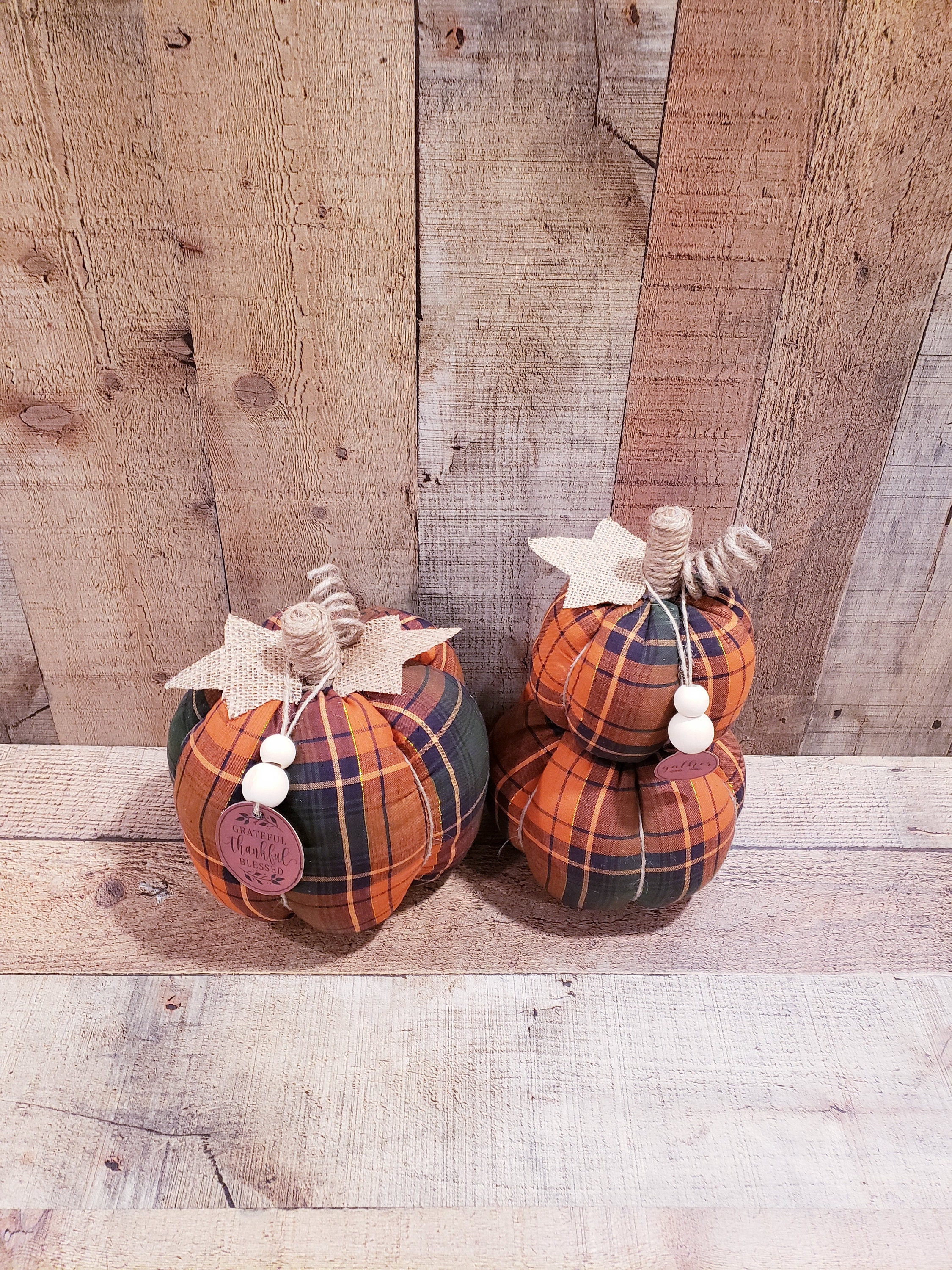 Lot De 2 Couronnes Artificielles En Feuilles D'érable Et Citrouille Blanches Imitation Automne Pour Porte Entree Decoratives 45 Cm 97631962